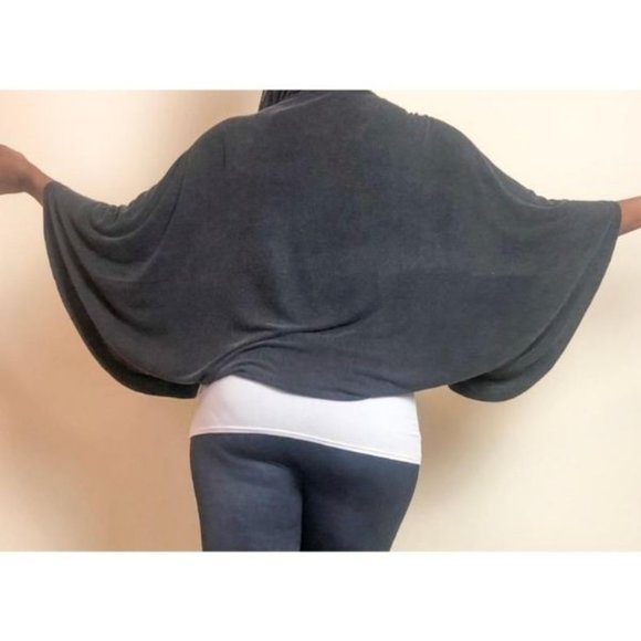 (NWT) Mineral Wash Cape - Picture 4 of 7